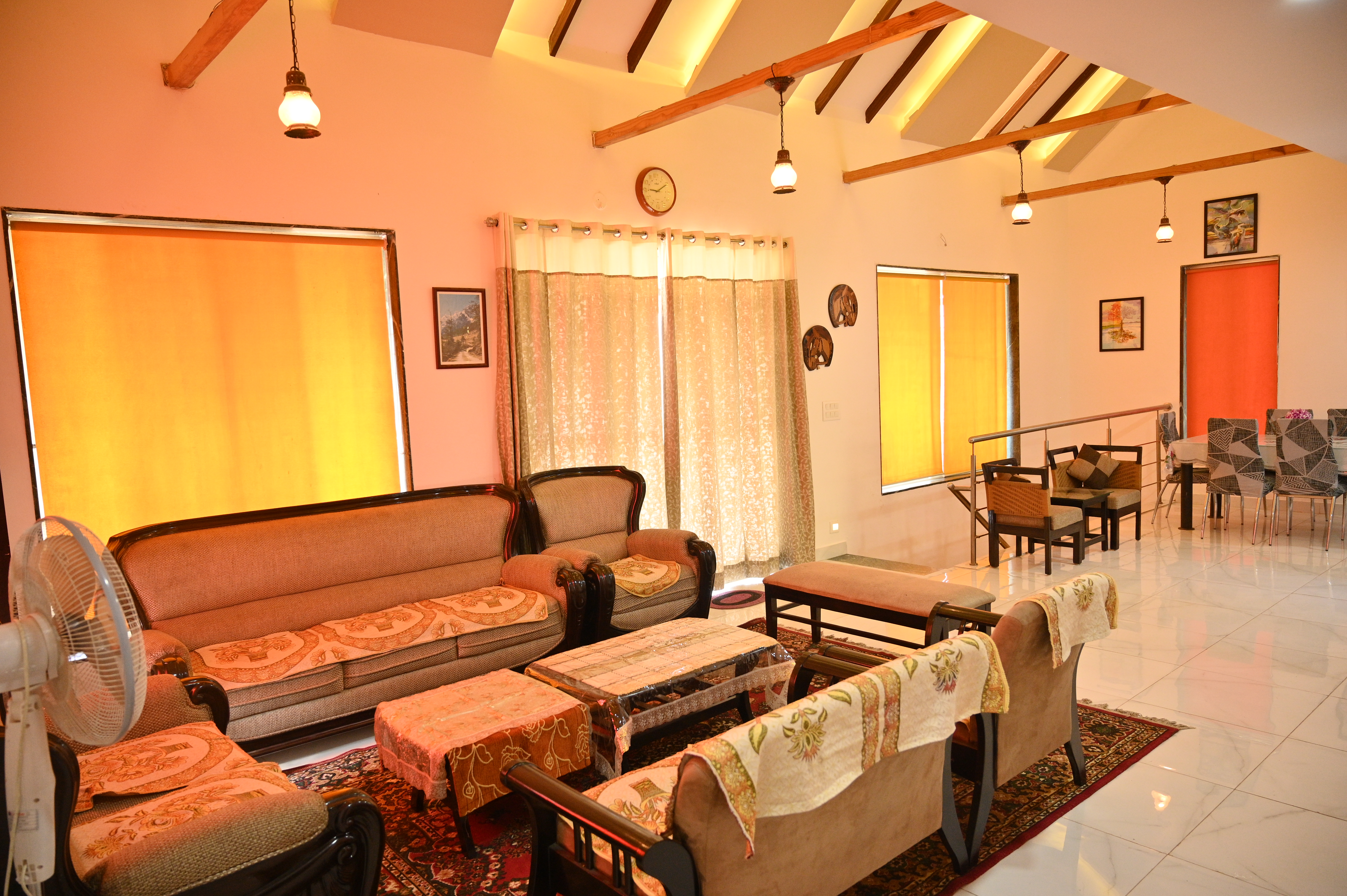 Fortview Luxe Retreat image 8